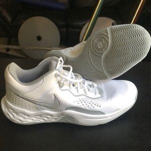 Nike fly.by mid 3 “White wolf grey” Men’s size 11